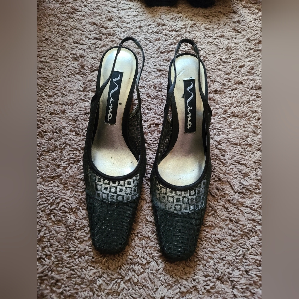 Heels - Picture 2 of 8